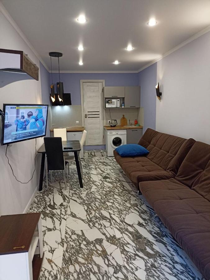 Hotel By The Sea Rozetta Sukhumi Ngoại thất bức ảnh